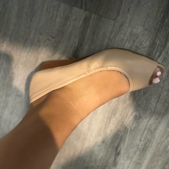 Naturalizer Cream Peep-Toe Wedges - Picture 3 of 9